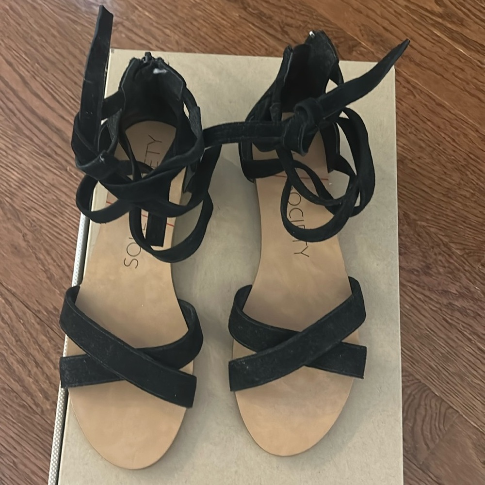 Sole society black sandals-size 6.5